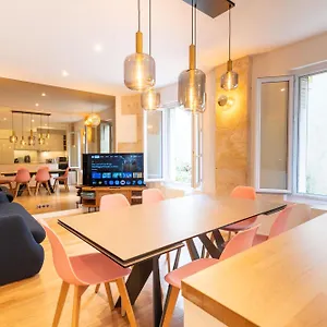 Loft 4 Bedroom Montmartre Pigalle Ac By Lcc Agency Apartment Paris