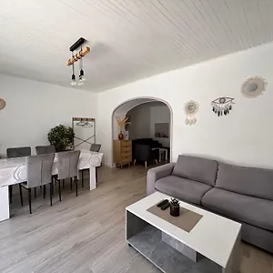 Hébergement de vacances Maison De Village Avec Exterieur -Luberon - Villelaure, Villelaure